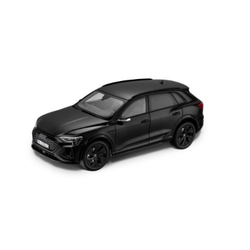 Audi Q8 e-tron, mythezwart, schaalmodel 1:18